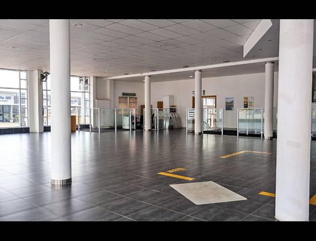 5,176M² BUILDING FOR SALE IN SYDENHAM